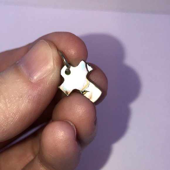 Small Brown Shell Cross Charms - Picture 5 of 5